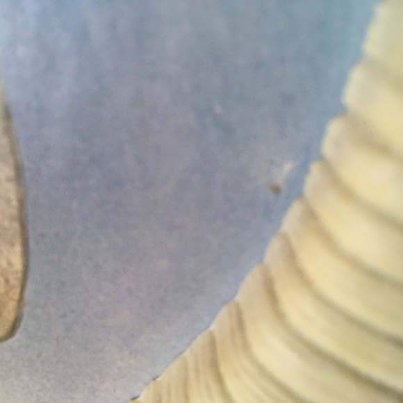 Home Interiors “Wicker-styled” white plastic wall art set includes 2 Butterflies - Picture 8 of 11